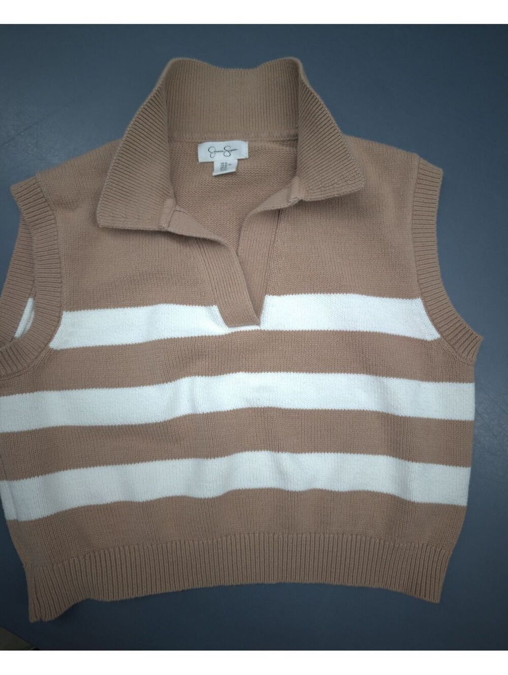 Jessica Simpson Sleeveless Knit Sweater Vest with Stripes XL
